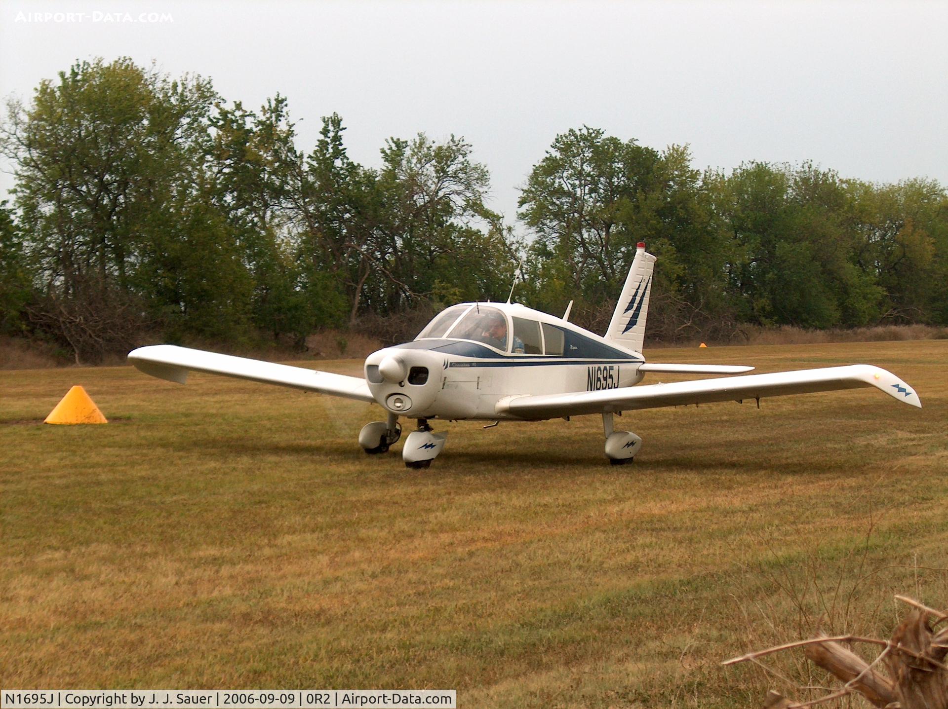 N1695J, 1967 Piper PA-28-140 C/N 28-24101, piper pa28 140