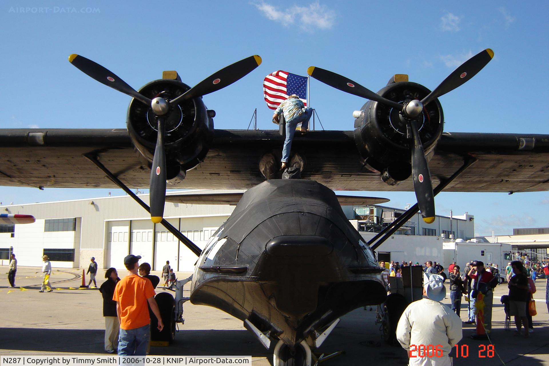 N287, 1943 Consolidated Vultee 28-5ACF C/N 1649 (USN48287), At Jacksonville Airshow 2006