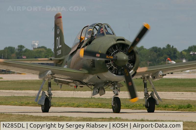 N285DL, 1951 North American T-28D Trojan C/N 174-219 (51-3681), EAA AirVenture 2005