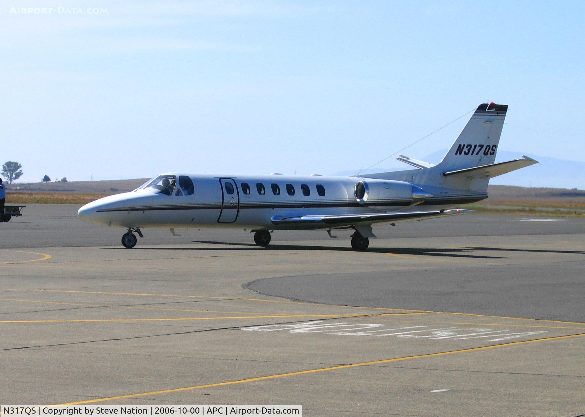 N317QS, 2007 Cessna 680 Citation Sovereign C/N 680-0160, Netjets 1995 Cessna 560 arriving @ Napa County Airport, CA