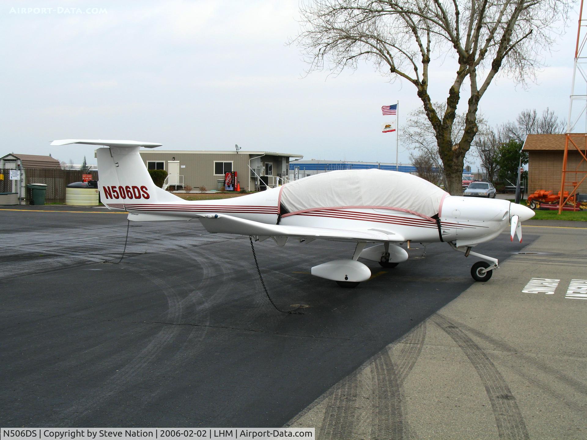 N506DS, 2002 Diamond DA-40 Diamond Star C/N 40.206, 2002 Diamond Aircraft DA 40 @ Karl Harder Field/Lincoln Regional Airport, CA