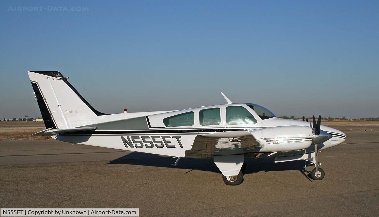 N555ET, 1961 Beech 95-55 C/N TC-137, 1961 Beechcraft Baron 95-55