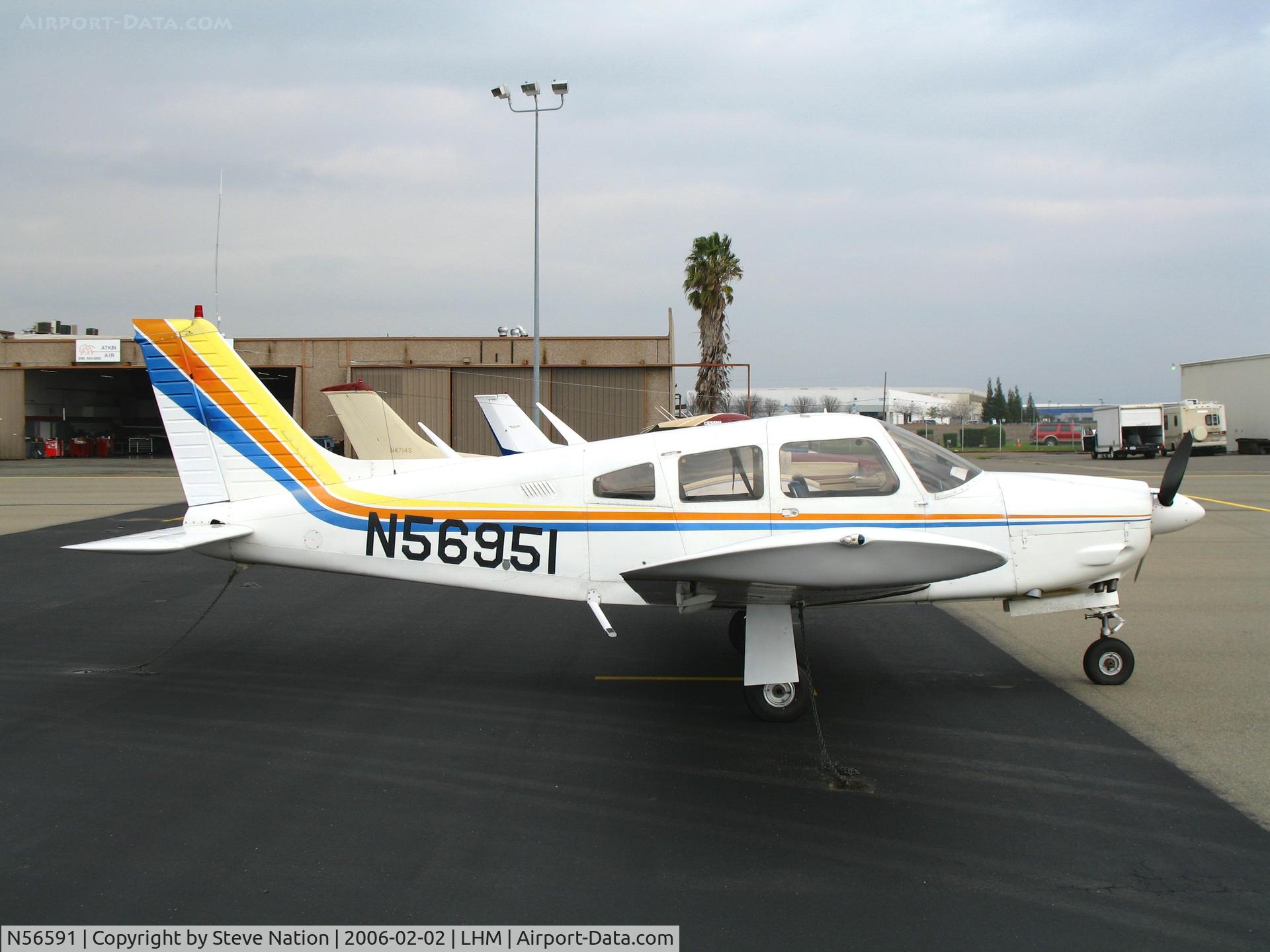 N56591, 1973 Piper PA-28-140 C/N 28-7325664, 1974 Piper PA-28R-200 @ Lincoln Municipal Airport, CA