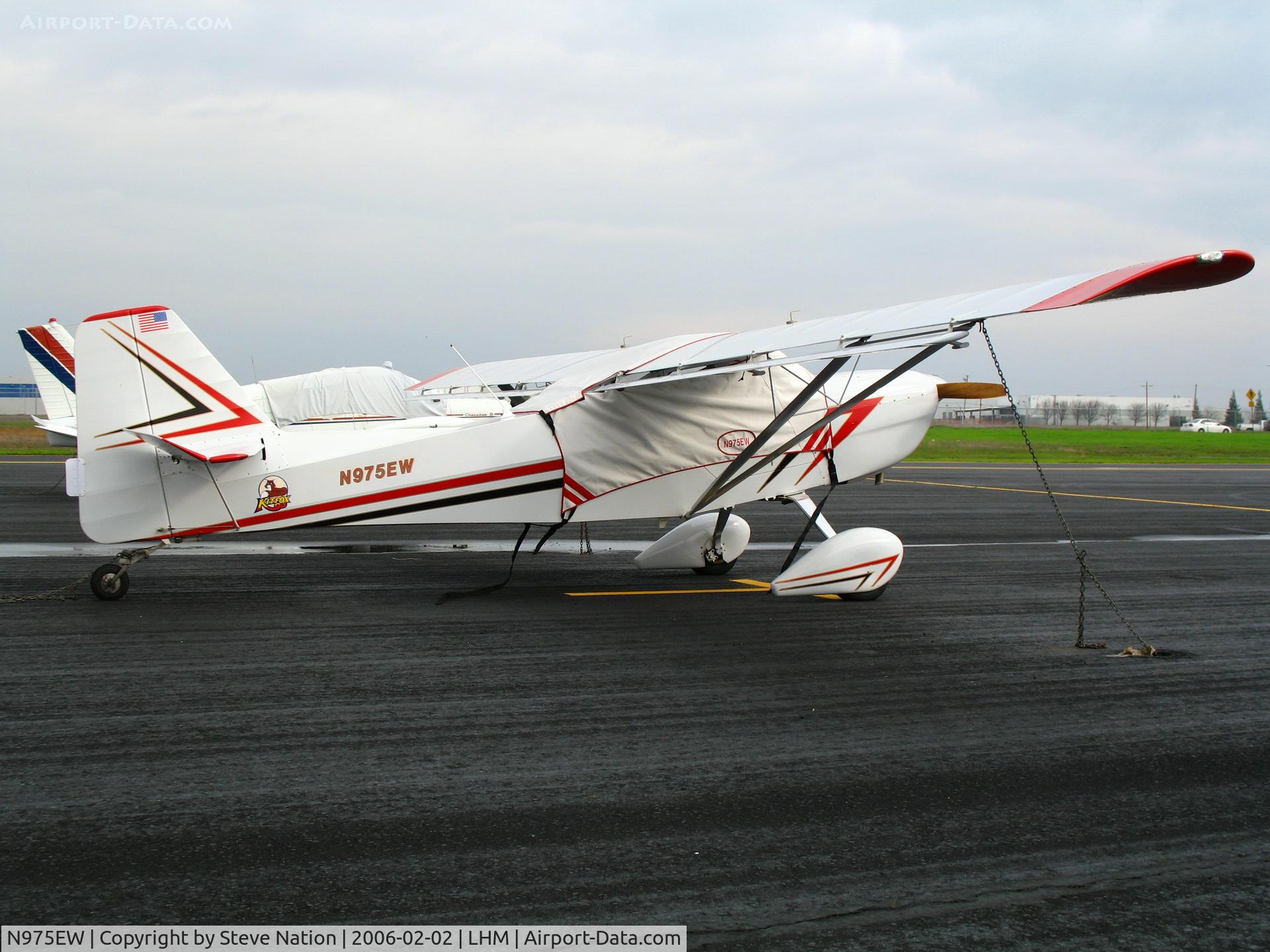 N975EW, 2000 Skystar Kitfox SERIES 5 C/N S-9602-0174, Moore 2000 Kitfox Series 5 with Kitfox logo and cockpit covered @ Lincoln Municipal Airport, CA
