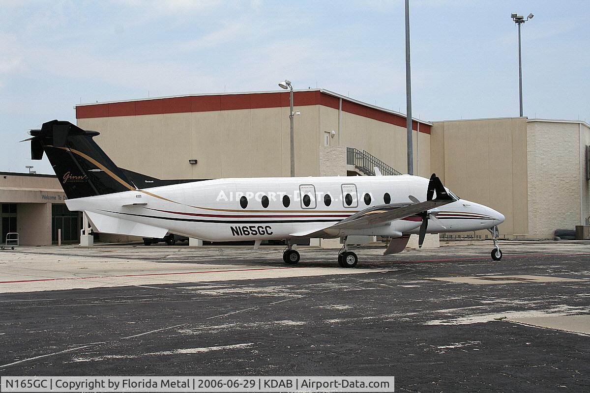 N165GC, 1999 Raytheon Aircraft Company 1900D C/N UE-378, Flies between Daytona and the Bahamas