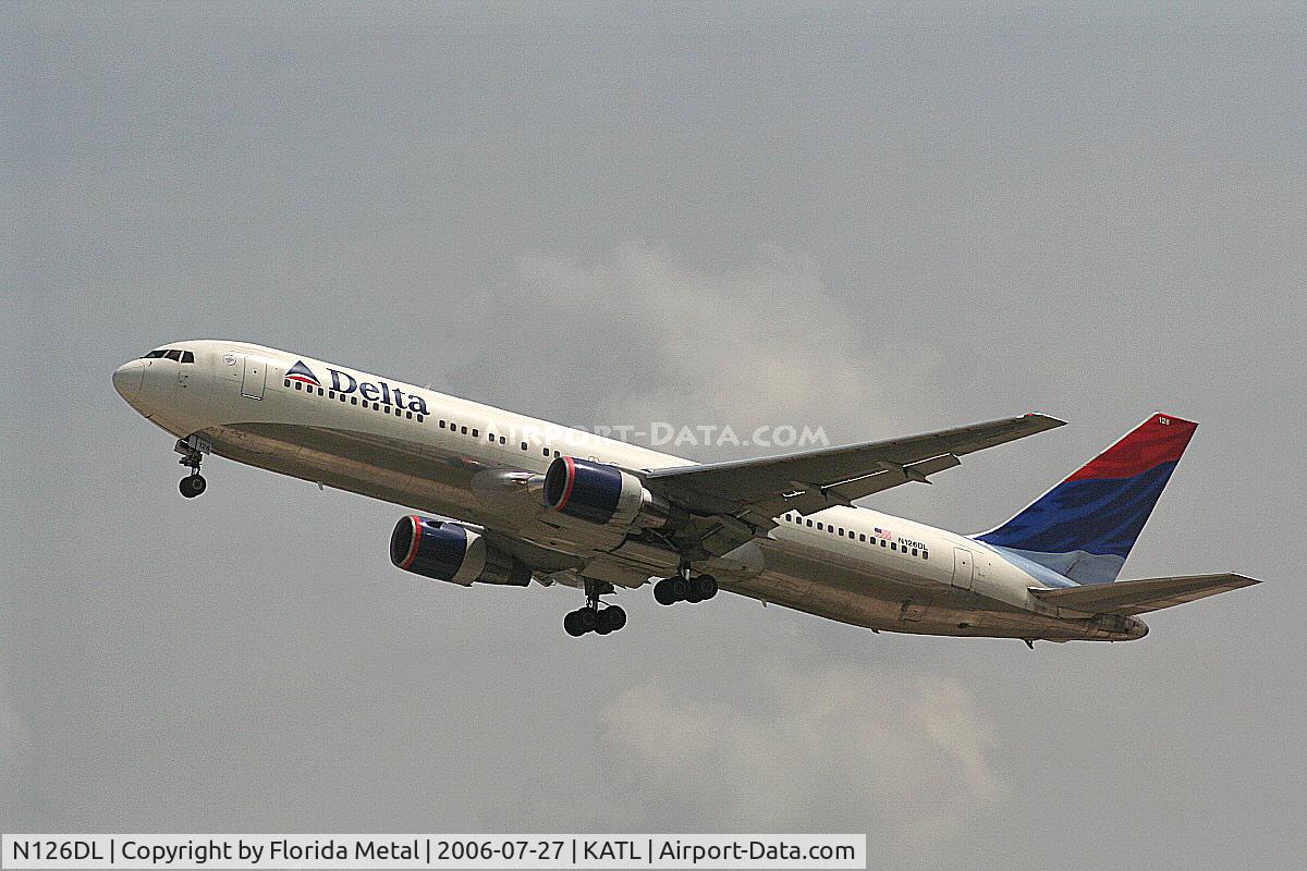 N126DL, 1988 Boeing 767-332 C/N 24076, What did you expect at Atlanta?