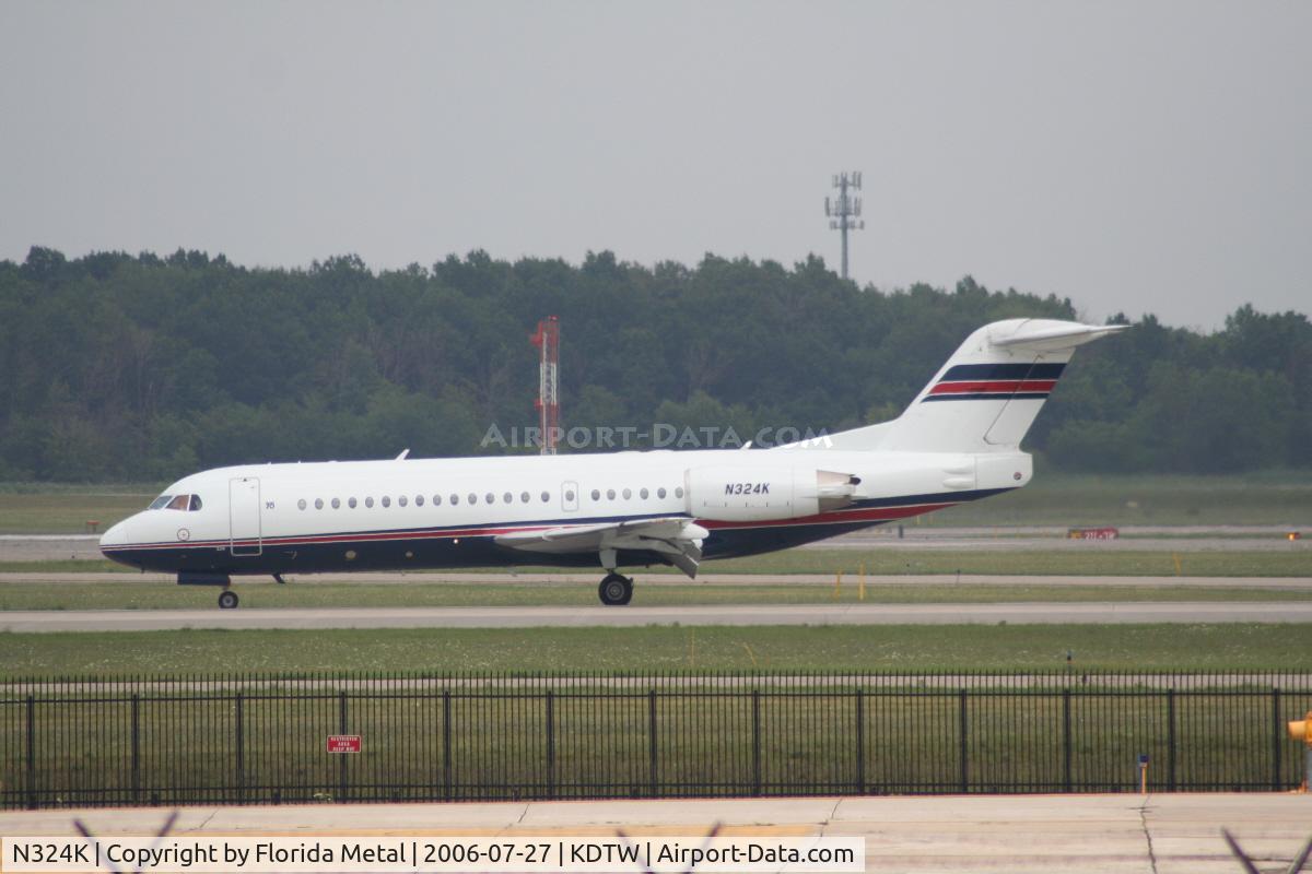 N324K, 1995 Fokker 70 (F-28-0070) C/N 11545, Ford Motor Company