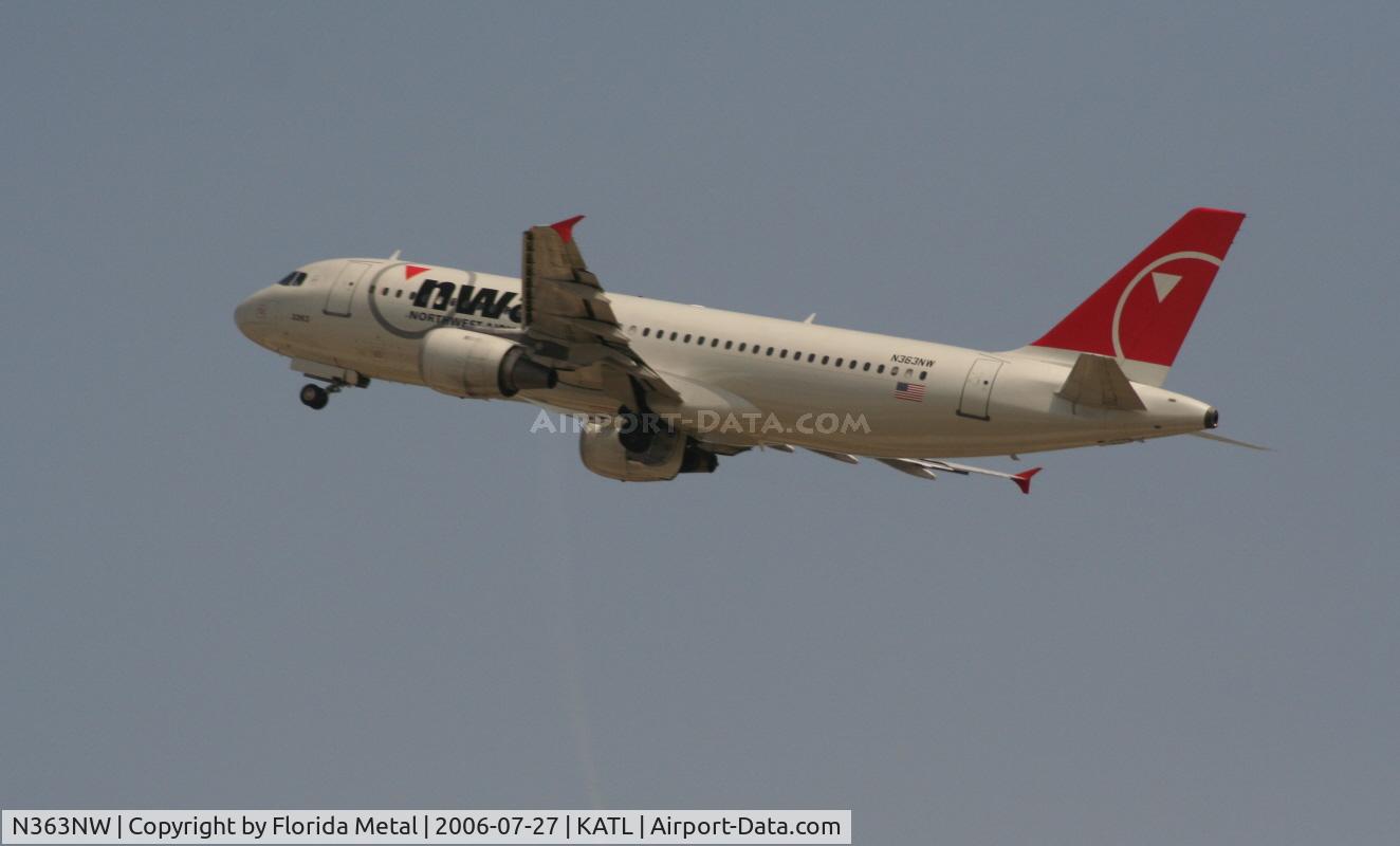 N363NW, 1998 Airbus A320-212 C/N 0923, Northwest at Atlanta