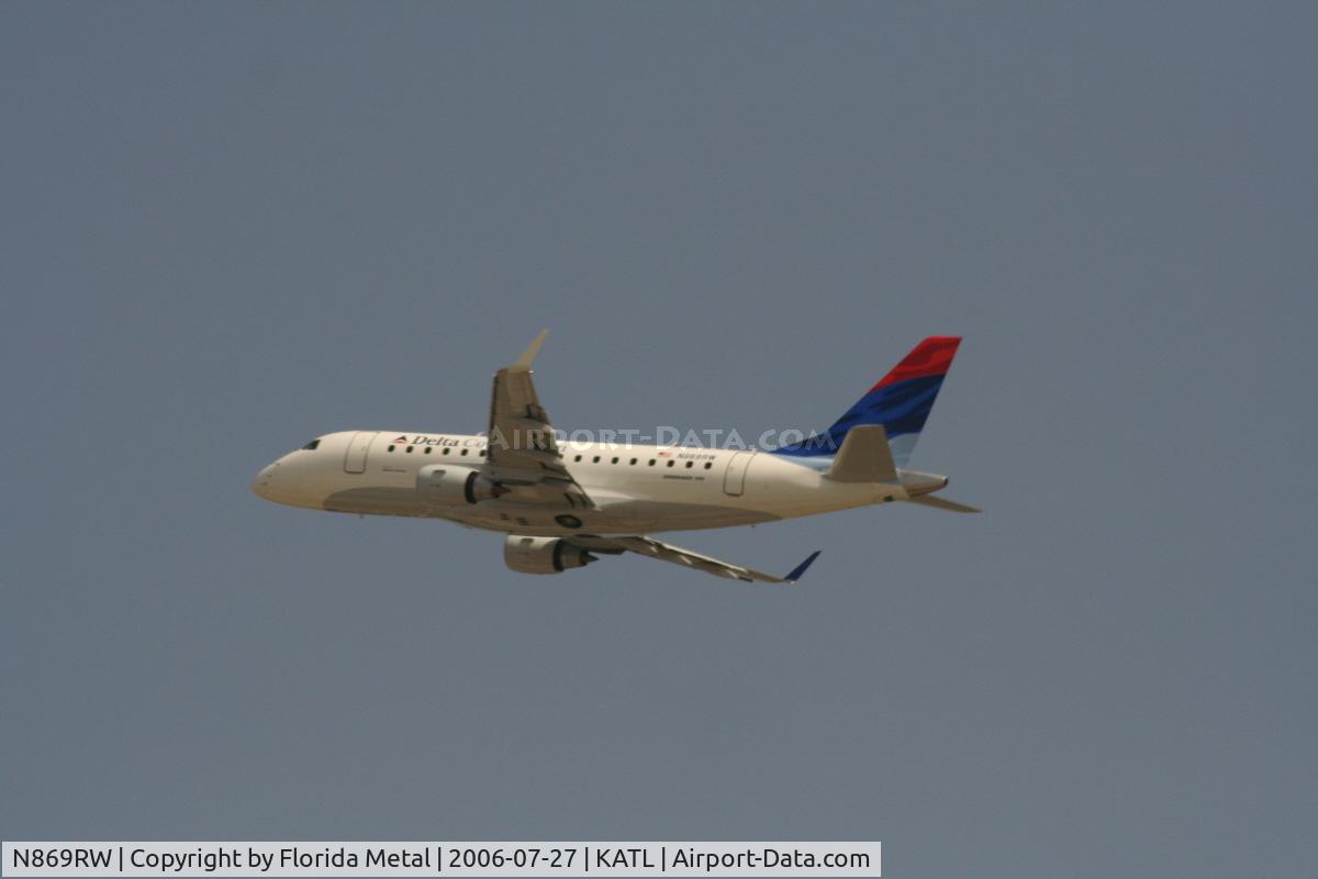 N869RW, 2006 Embraer 170SE (ERJ-170-100SE) C/N 17000133, Delta started using the ERJ-170 out of Atlanta right before this picture was taken.