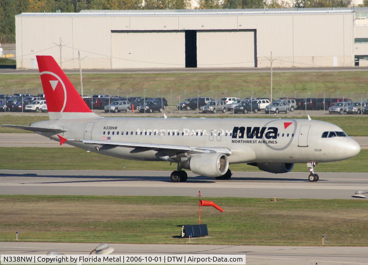 N338NW, 1992 Airbus A320-212 C/N 360, another A320 in new colors