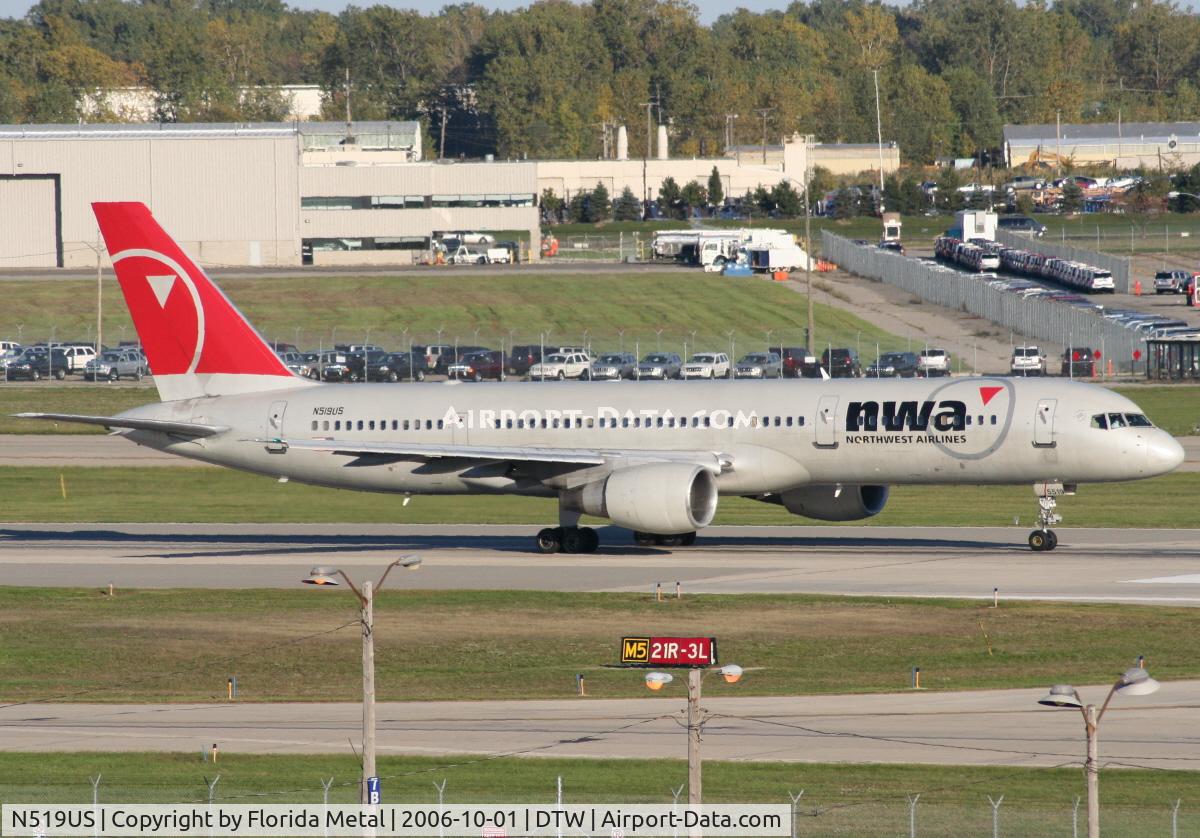 N519US, 1986 Boeing 757-251 C/N 23207, new colors