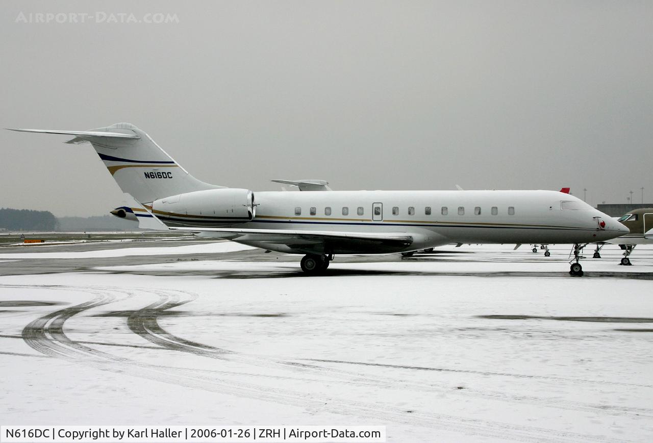 N616DC, 2001 Bombardier BD-700-1A10 Global Express C/N 9025, WEF gast in Davos