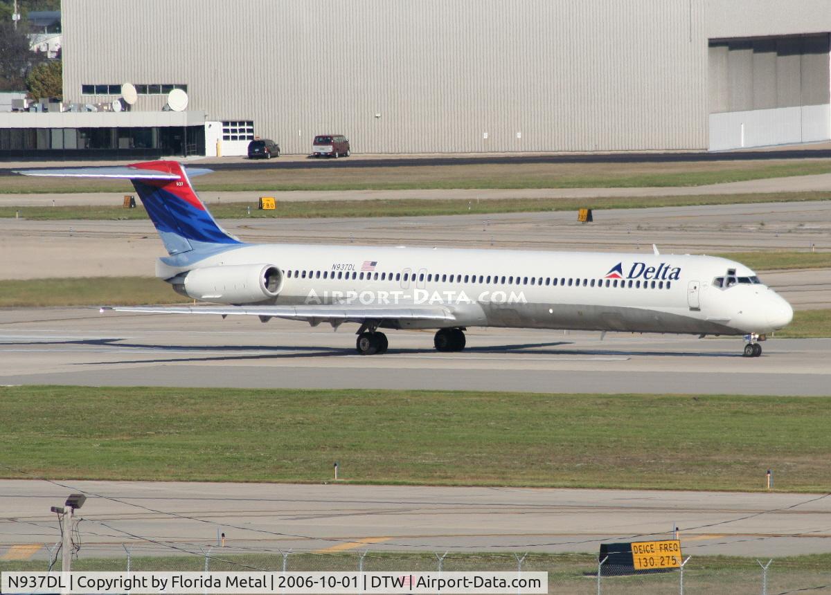 N937DL, 1989 McDonnell Douglas MD-88 C/N 49810, Going to Atlanta