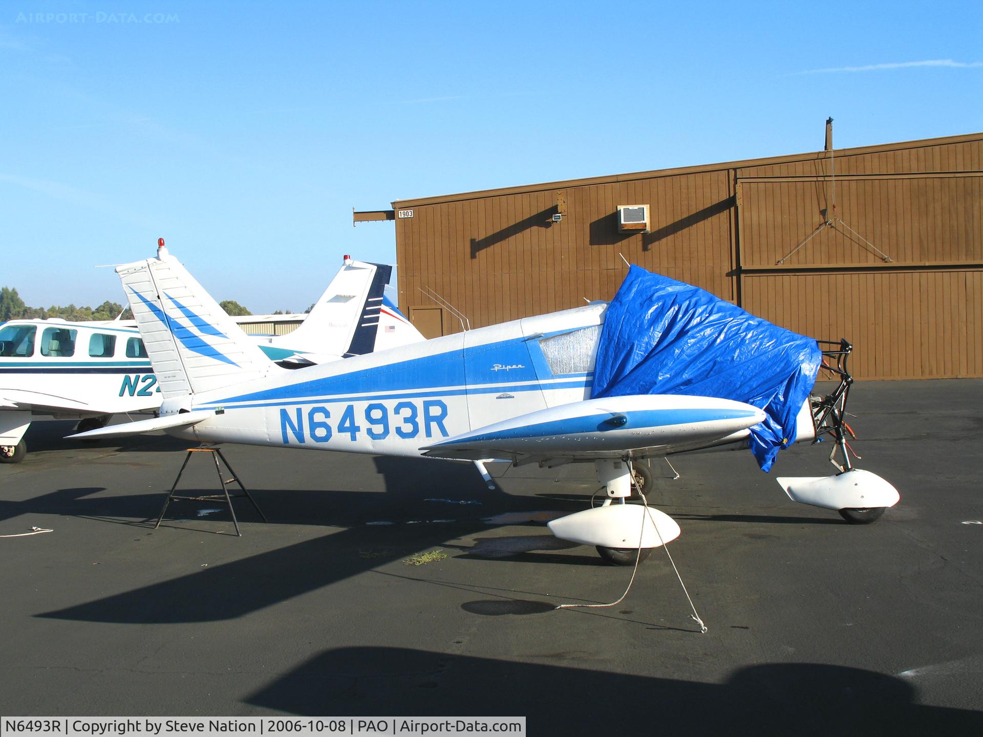 N6493R, 1966 Piper PA-28-140 C/N 28-21685, 1966 Piper PA-28-140 minus engine and under proverbial blue tarp @ Palo Alto Airport, CA