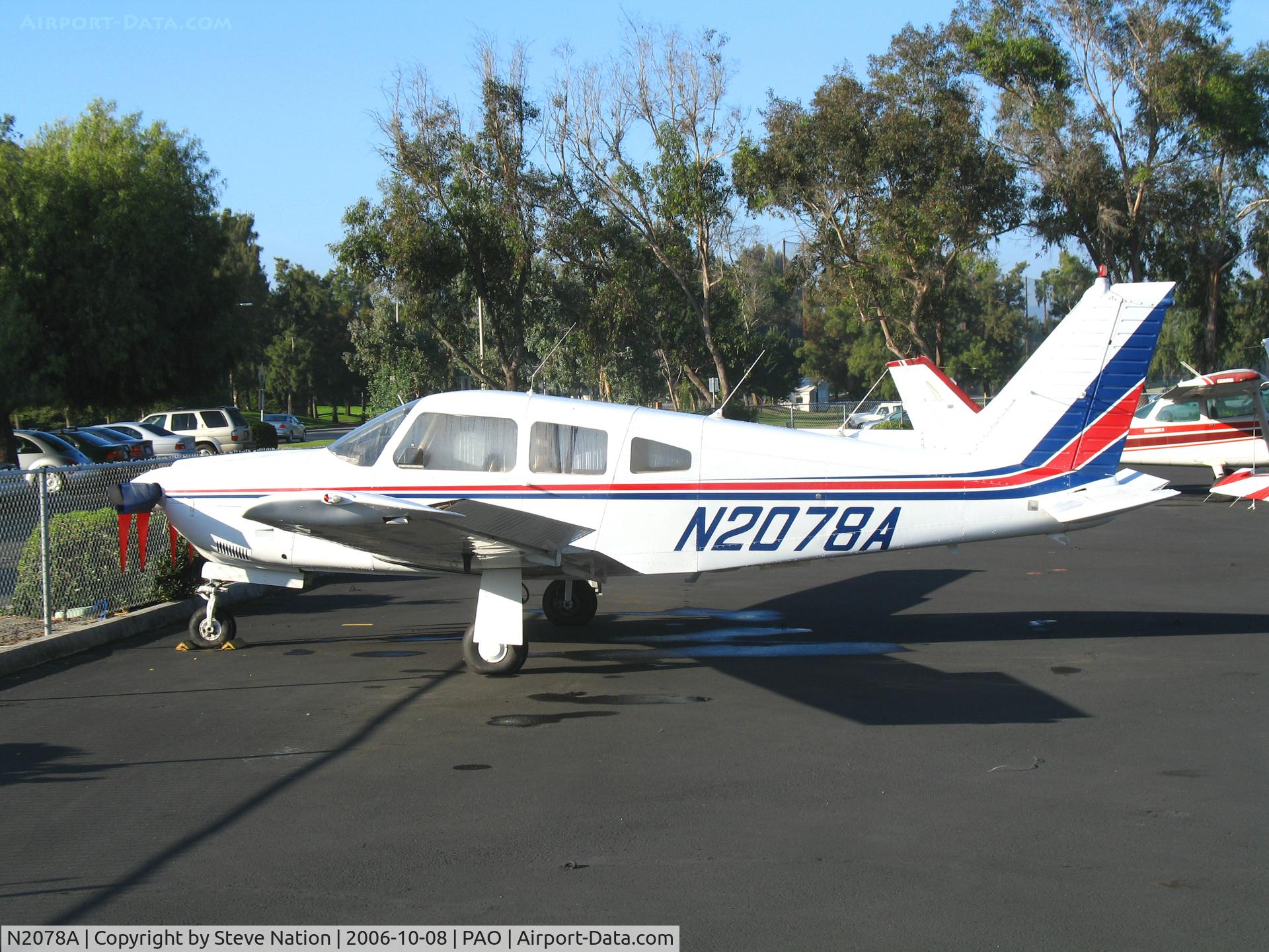 N2078A, 1978 Piper PA-28R-201 Cherokee Arrow III C/N 28R-7837315, 1978 Piper PA-28-201 from the port side @ Palo Alto Airport, CA