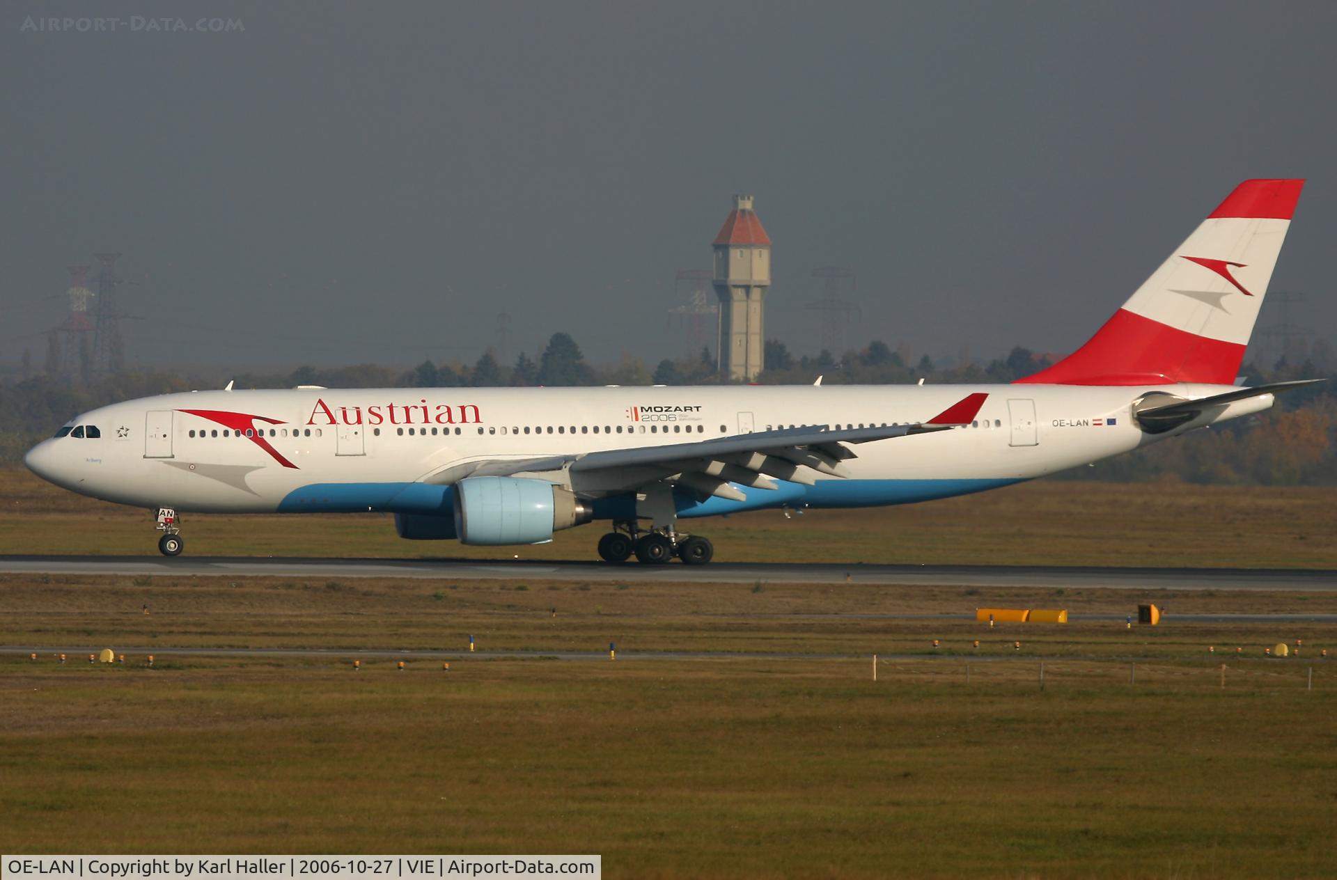 OE-LAN, 1997 Airbus A330-223 C/N 195, first day in Vienna