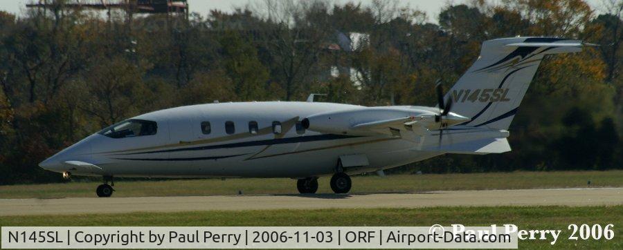 N145SL, 2004 Piaggio P-180 Avanti C/N 1093, The pretty bird winding up to full power
