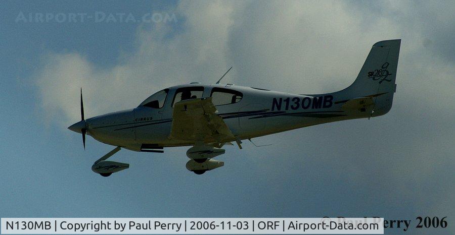N130MB, 2005 Cirrus SR20 G2 C/N 1516, Coming in to RWY 5, just about over the piano keys