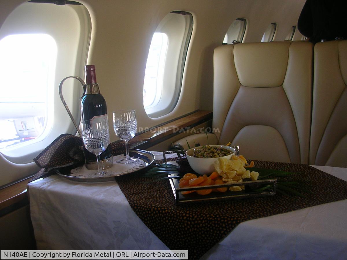 N140AE, 2004 Bombardier BD-700-1A11 Global 5000 C/N 9140, NBAA 2005