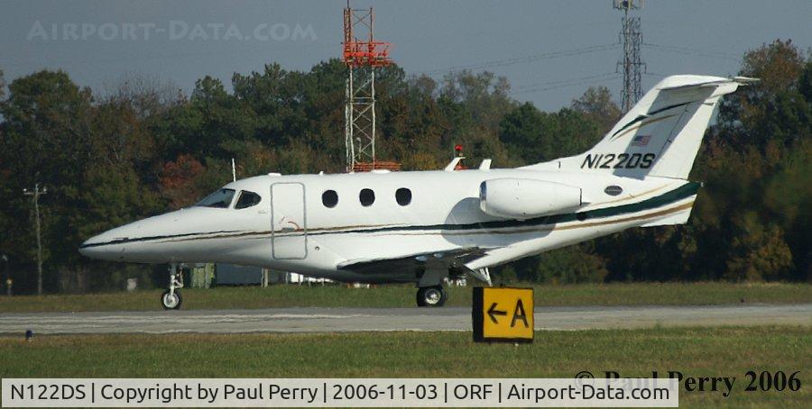 N122DS, Raytheon Aircraft Company 390 C/N RB-100, In profile, it almost looks as if the wings were an afterthought
