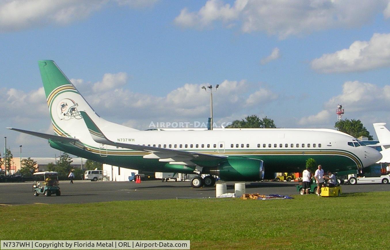 N737WH, 1998 Boeing 737-75T BBJ C/N 29142, NBAA 2005