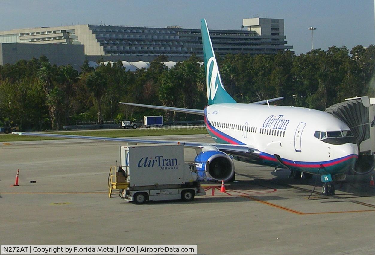 N272AT, 2005 Boeing 737-7BD C/N 33921, Without winglets
