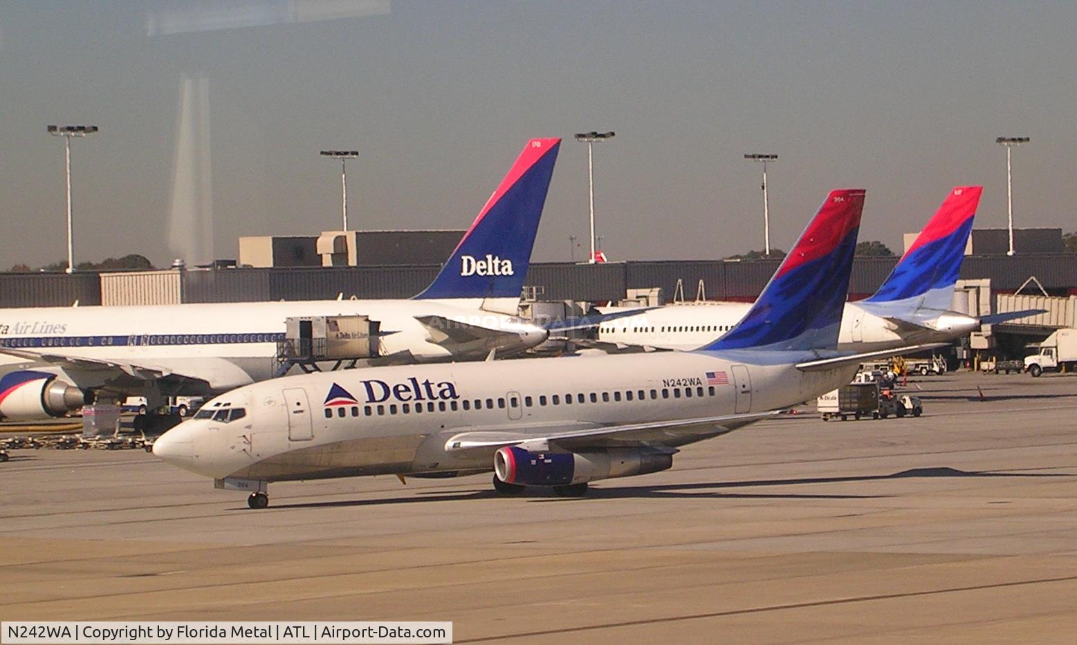 N242WA, 1986 Boeing 737-247 C/N 23516, Ex Western