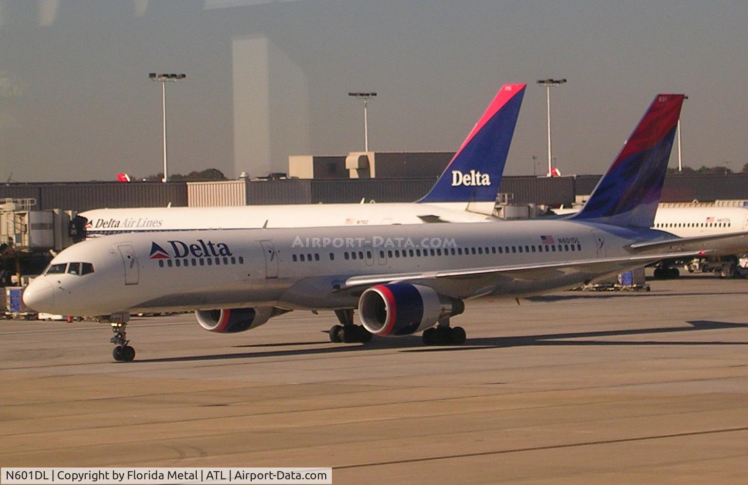 N601DL, 1985 Boeing 757-232 C/N 22808, Delta 757