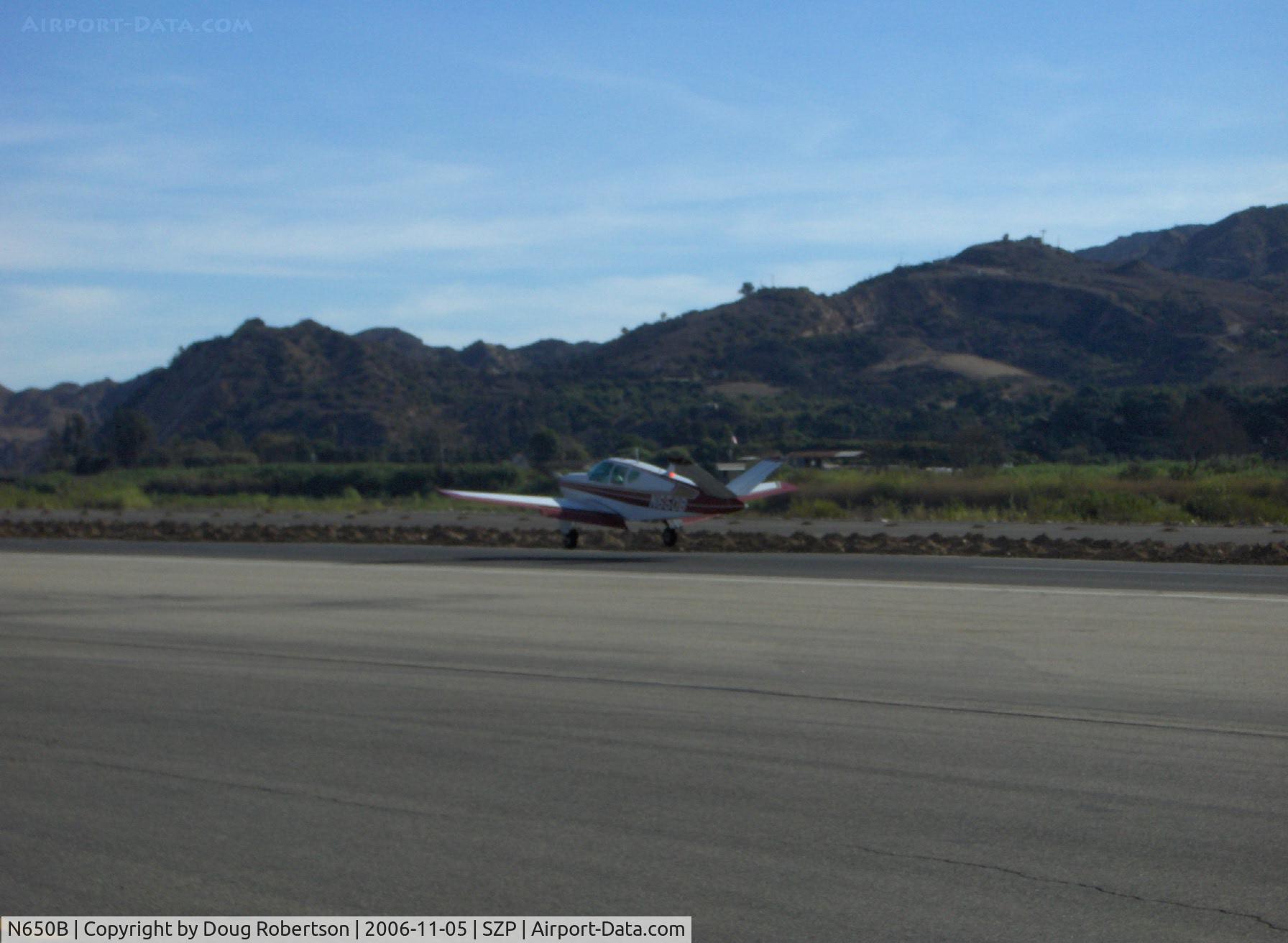 N650B, 1957 Beech H35 Bonanza C/N D-5100, 1957 Beech H35 BONANZA, Continental O-470-G 240 Hp, landing Runway 04