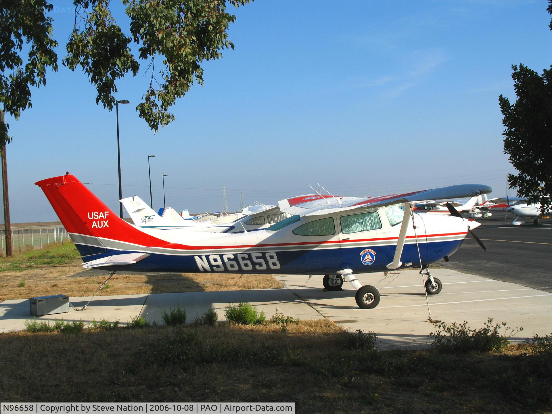 N96658, 1979 Cessna 182Q Skylane C/N 18266797, USAF AUX Civil Air Patrol 1979 Cessna 182Q resting at home under the trees @ Palo Alto Airport, CA