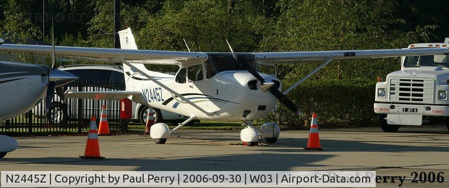 N2445Z, 2006 Cessna 172S C/N 172S10115, One of Air Care's birds, shining in the morning sun