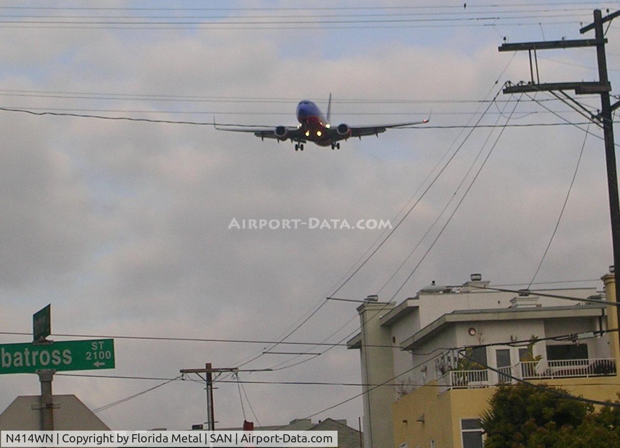N414WN, 2001 Boeing 737-7H4 C/N 29820, neighborhoods near SAN