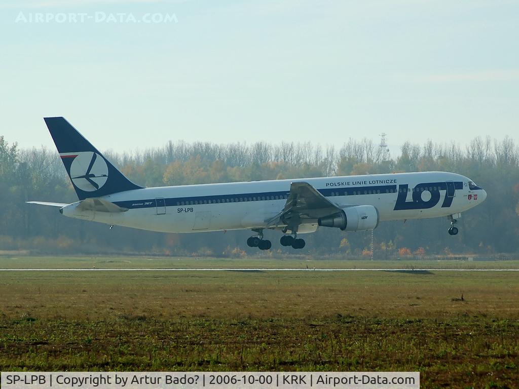 SP-LPB, 1995 Boeing 767-35D/ER C/N 27902, Lot
