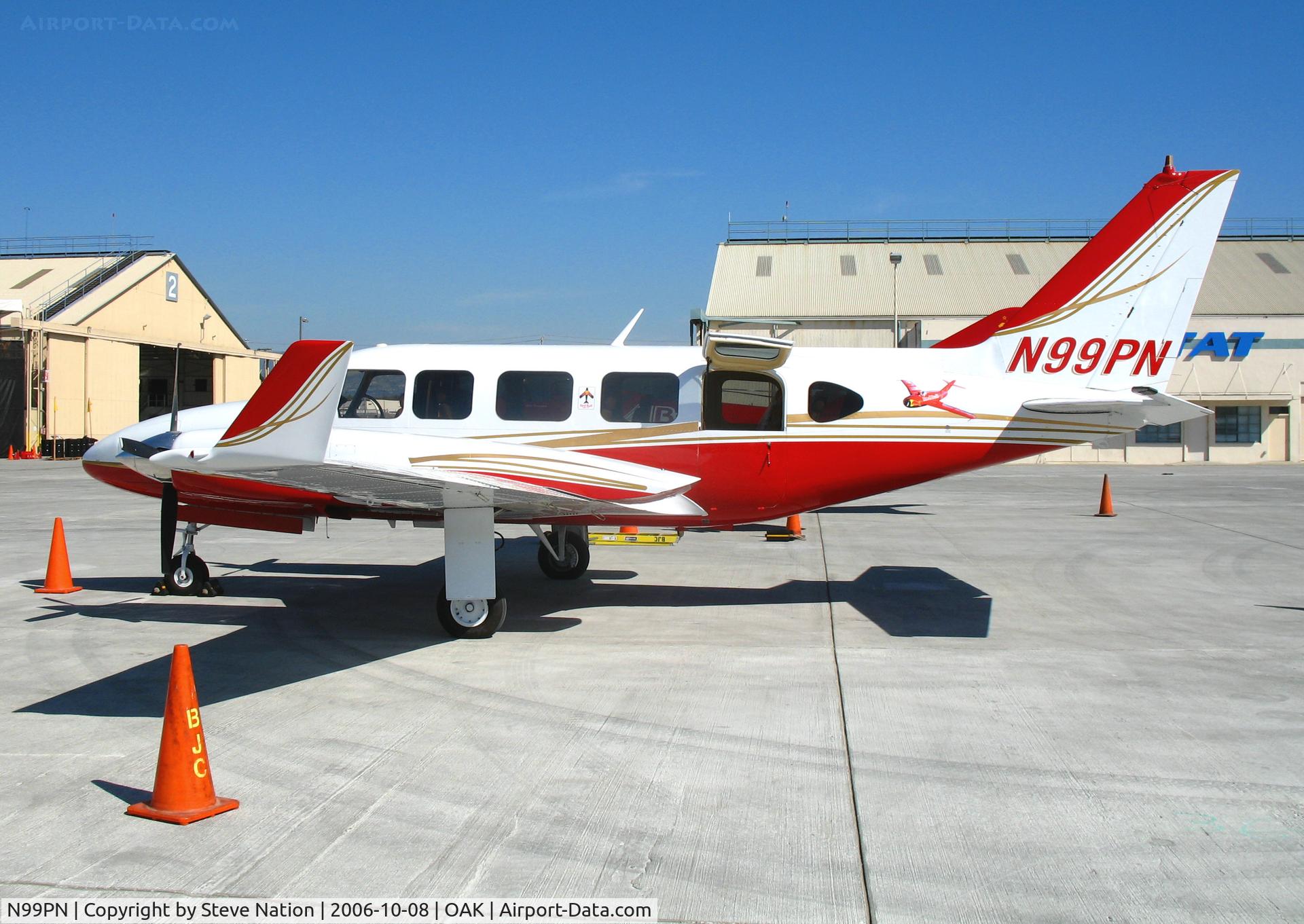 N99PN, 1973 Piper PA-31-350 Chieftain C/N 31-7305042, 1973 Piper PA-31-350 support bird with LIM-5 NX117BR at Fleet Week air show @ Oakland International Airport, CA