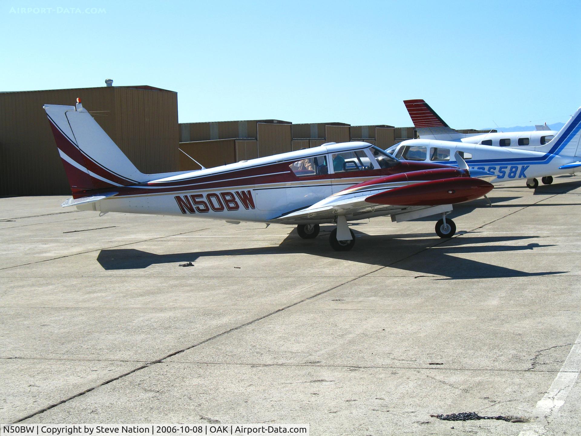 N50BW, 1963 Piper PA-30 Twin Comanche Twin Comanche C/N 30-66, 1963 Piper PA-30 Comanche @ Oakland International Airport, CA
