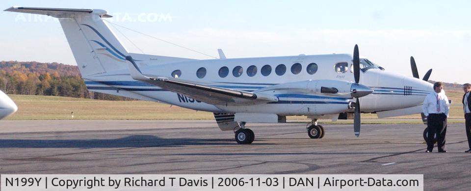 N199Y, 1991 Beech B300 Super King Air King Air C/N FL66, 1991 Beech B300 in Danville Va.