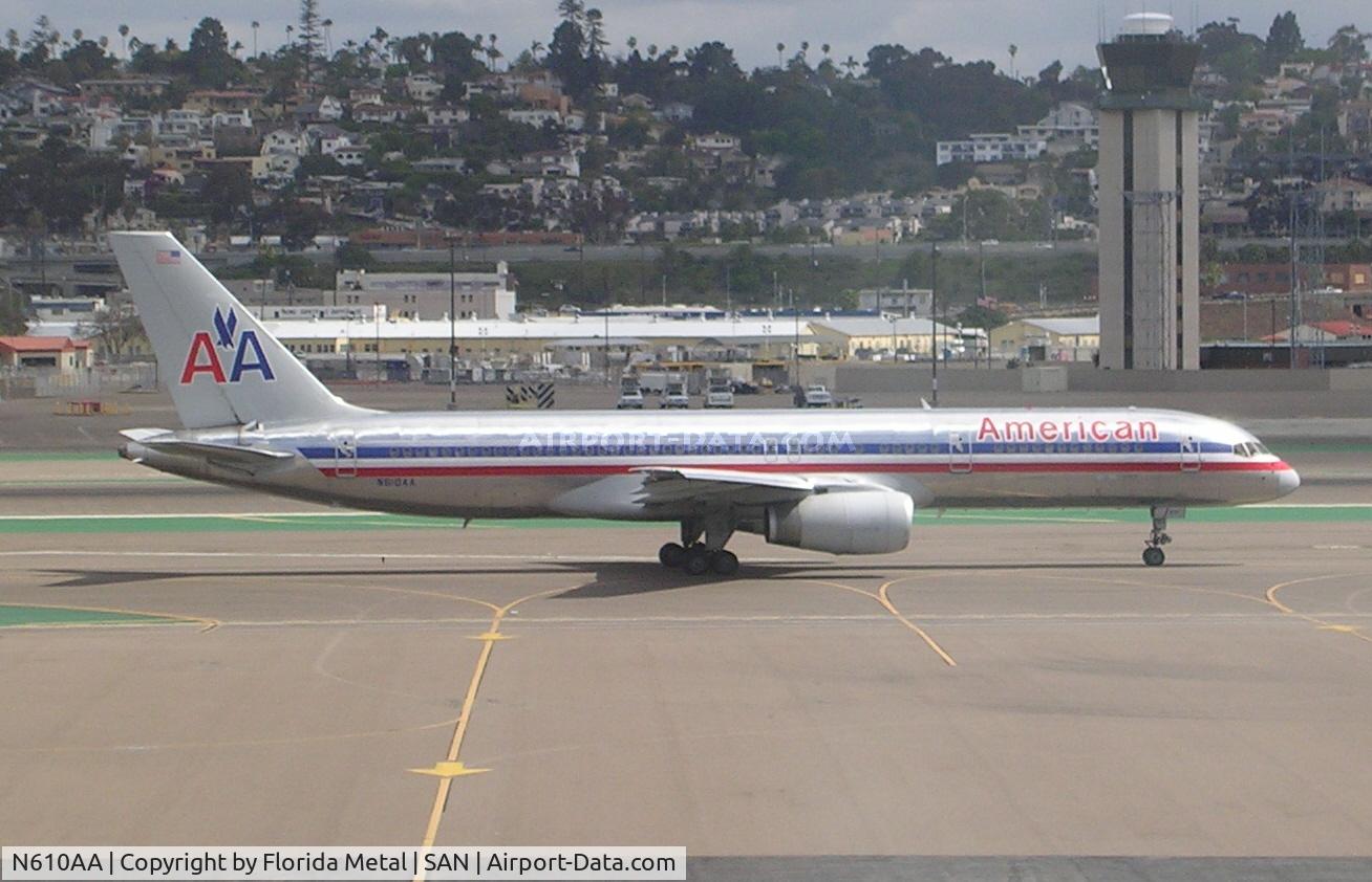 N610AA, 1989 Boeing 757-223 C/N 24486, SAN ramp