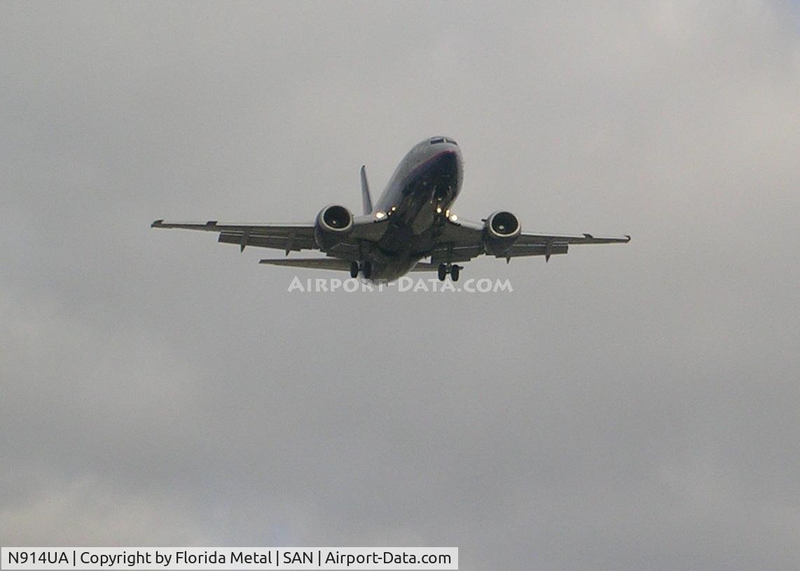 N914UA, 1991 Boeing 737-522 C/N 25381, SAN