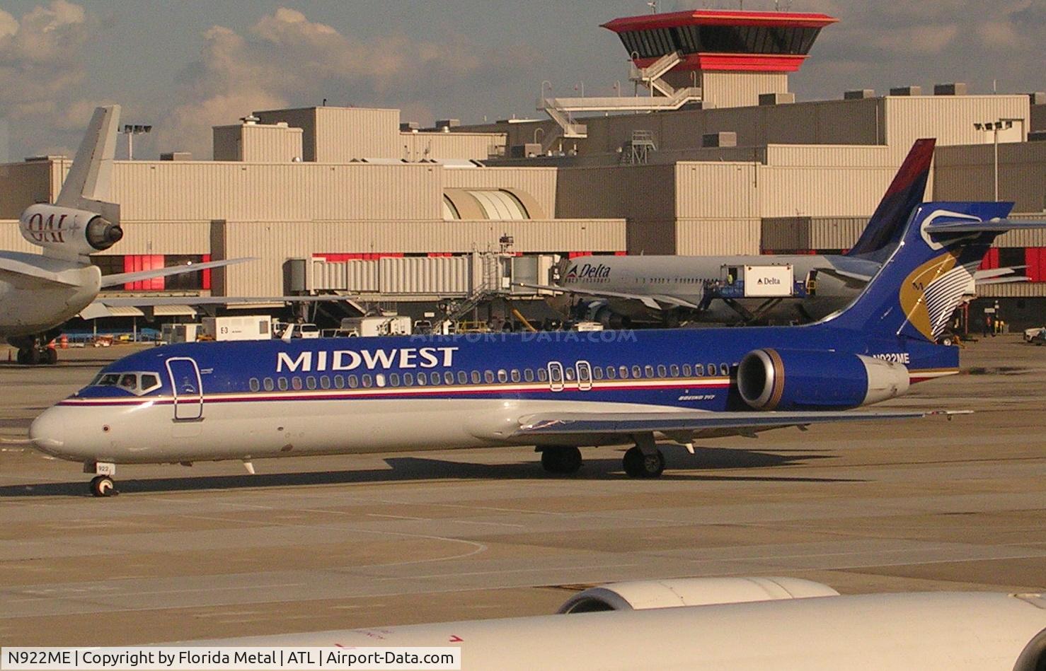 N922ME, 2005 Boeing 717-200 C/N 55184, Midwest