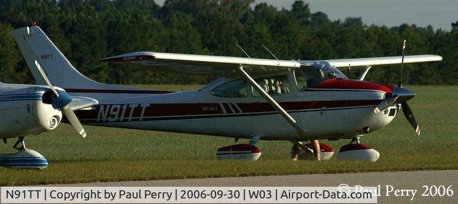 N91TT, 1979 Cessna 182Q Skylane C/N 18267038, Not long after being pushed out to catch some morning rays