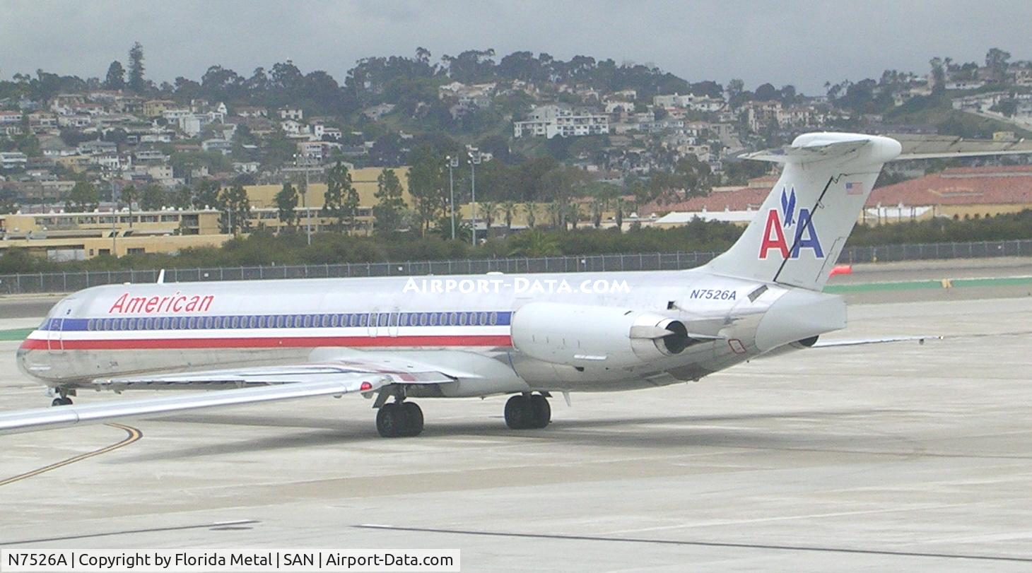 N7526A, 1990 McDonnell Douglas MD-82 (DC-9-82) C/N 49918, San Diego ramp
