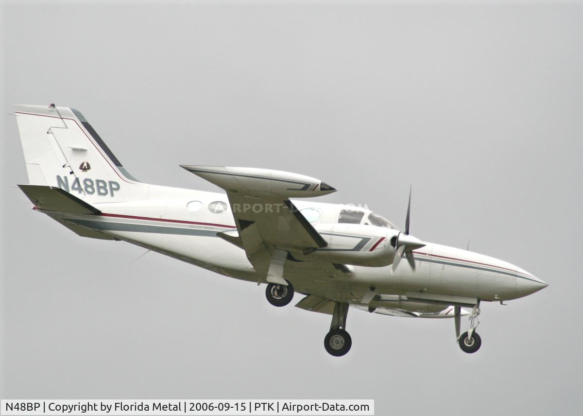 N48BP, 1975 Cessna 421B Golden Eagle C/N 421B0957, landing at pontiac