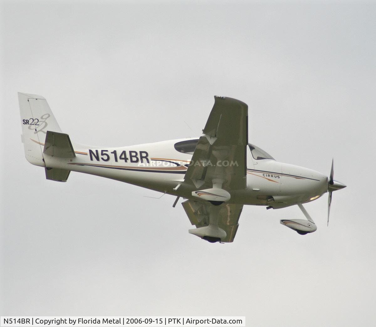 N514BR, 2004 Cirrus SR22 C/N 1245, landing