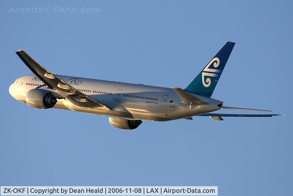ZK-OKF, 2006 Boeing 777-219/ER C/N 34378, Air New Zealand ZK-OKF (FLT ANZ2) climbing out from LAX enroute to London Heathrow (EGLL).