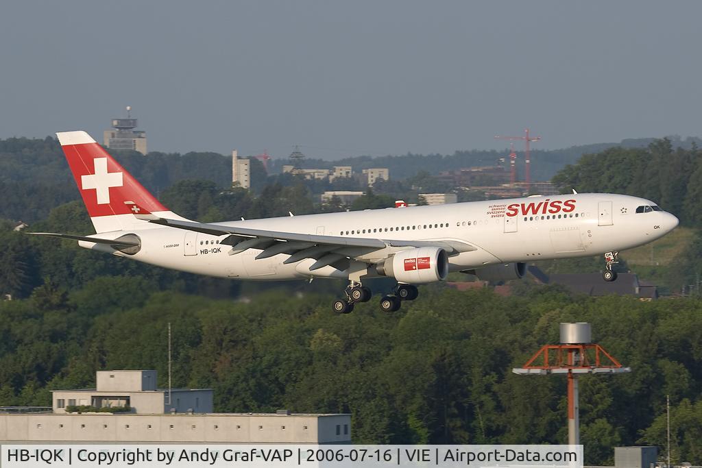 HB-IQK, 1999 Airbus A330-223 C/N 299, SWISS A330