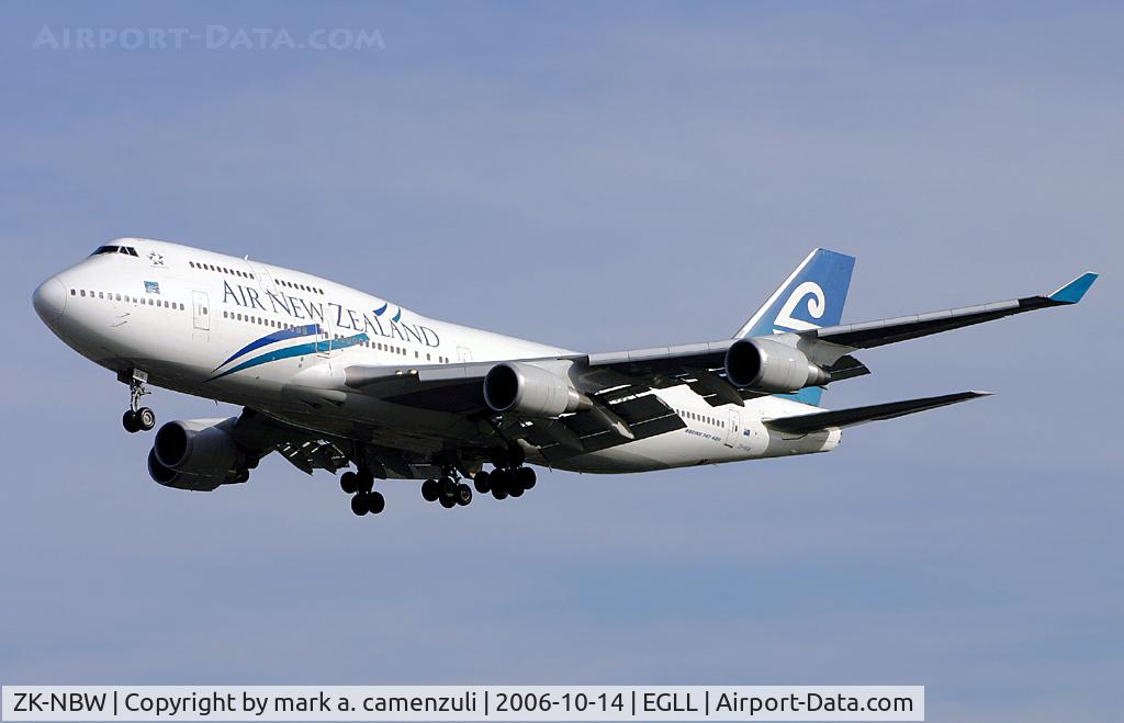 ZK-NBW, 1999 Boeing 747-419BDS(F) C/N 29375, B.747