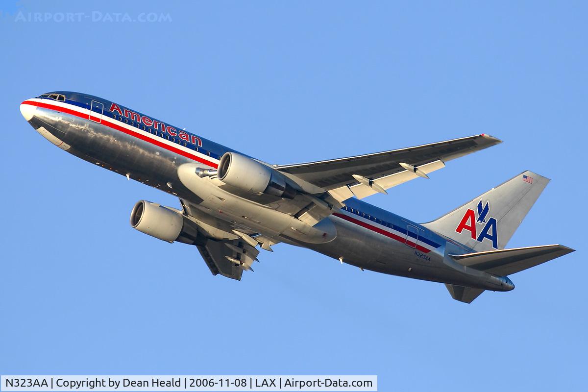 N323AA, Boeing 767-223 C/N 22324, American Airlines N323AA (FLT AAL22) climbing out from RWY 24L enroute to John F Kennedy Int'l (KJFK).