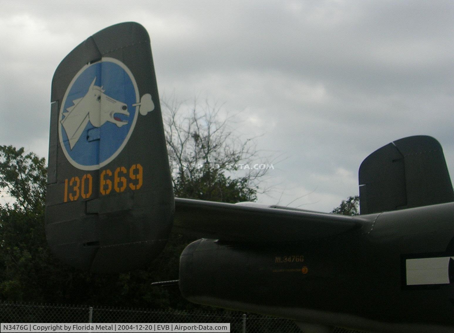 N3476G, 1944 North American B-25J Mitchell C/N 108-33257, B-25 tail