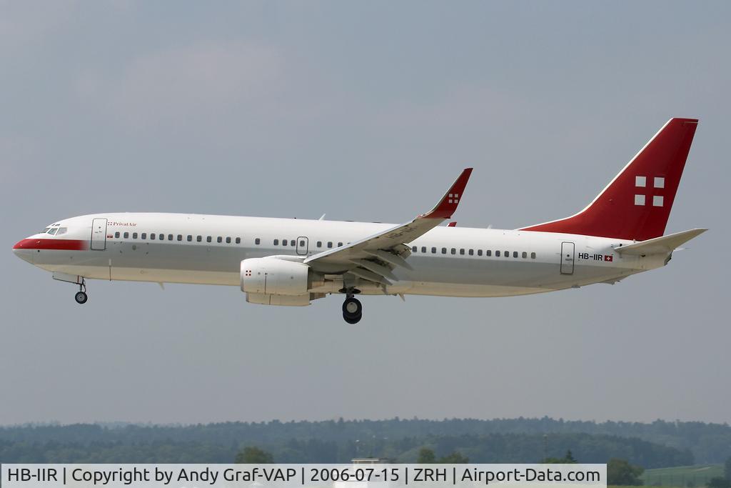 HB-IIR, 2004 Boeing 737-86Q C/N 30295, Privatair 737-800
