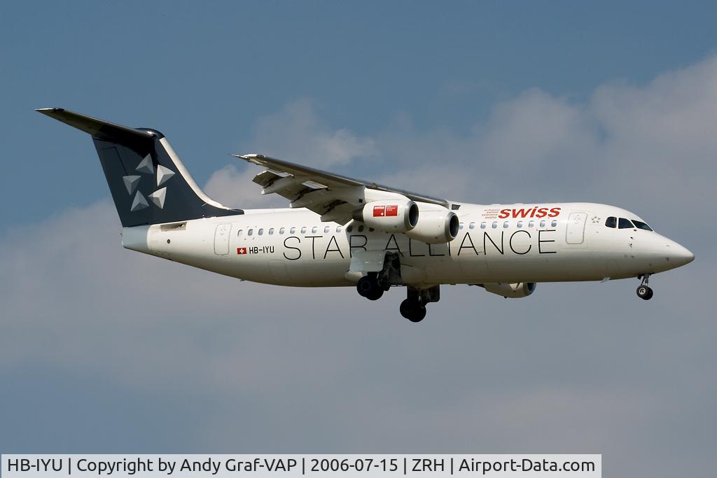 HB-IYU, 2000 British Aerospace Avro 146-RJ100 C/N E3379, SWISS Bae146